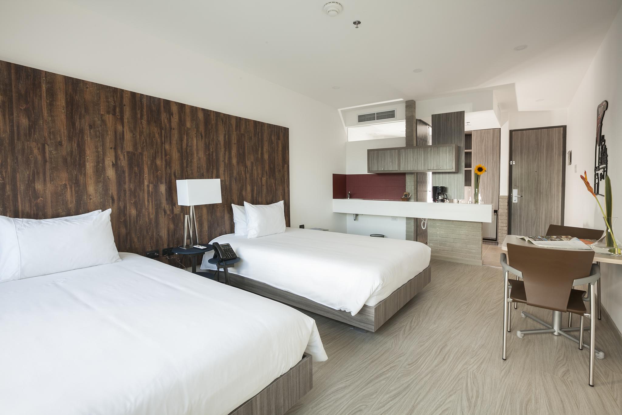 V Grand Hotel, A Member Of Radisson Individuals Medellin Bagian luar foto