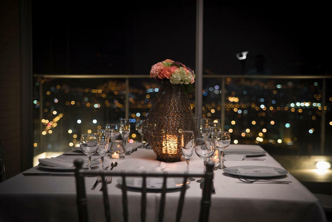 V Grand Hotel, A Member Of Radisson Individuals Medellin Bagian luar foto
